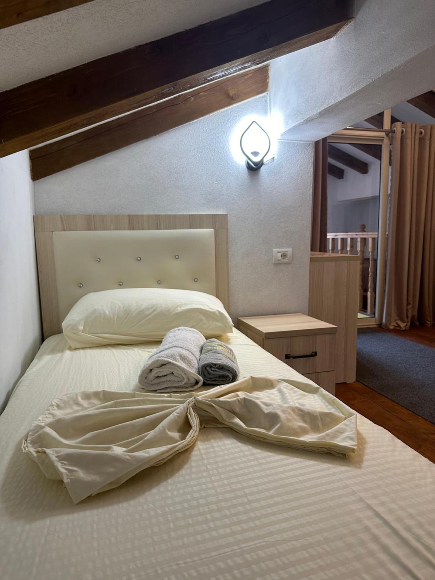 Casadolcecasa Hotel Shkoder Luaran gambar